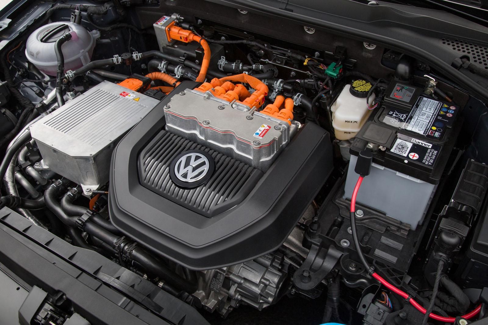 2015 VOLKSWAGEN E-GOLF AMERKA'DA RESM GALERS
