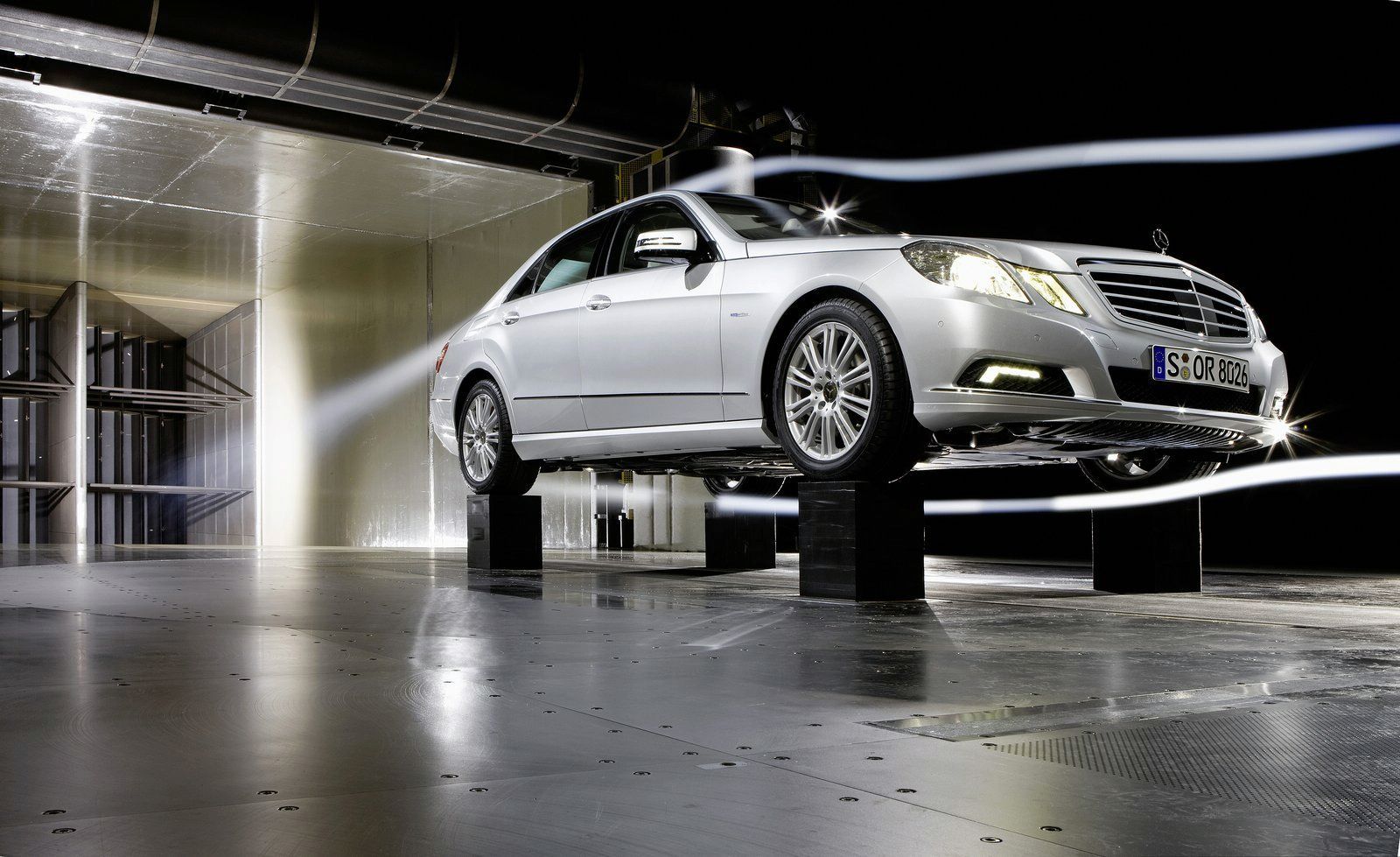 MERCEDES E CONVERTIBLE (2010) GALER