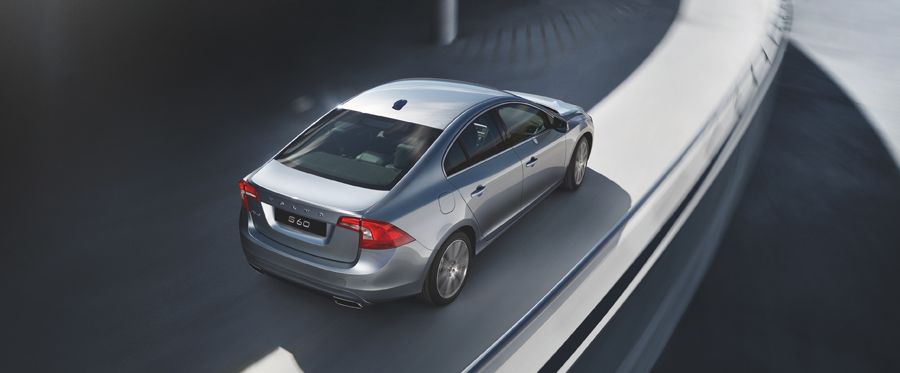 YEN MAKYAJLI 2014 VOLVO S60 GALER (2)