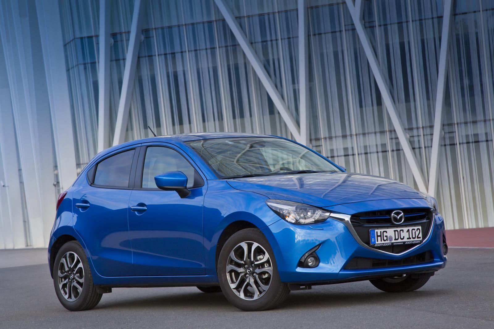 YEN MAZDA2 AVRUPA VERSYON DETAYLI RESM GALERS