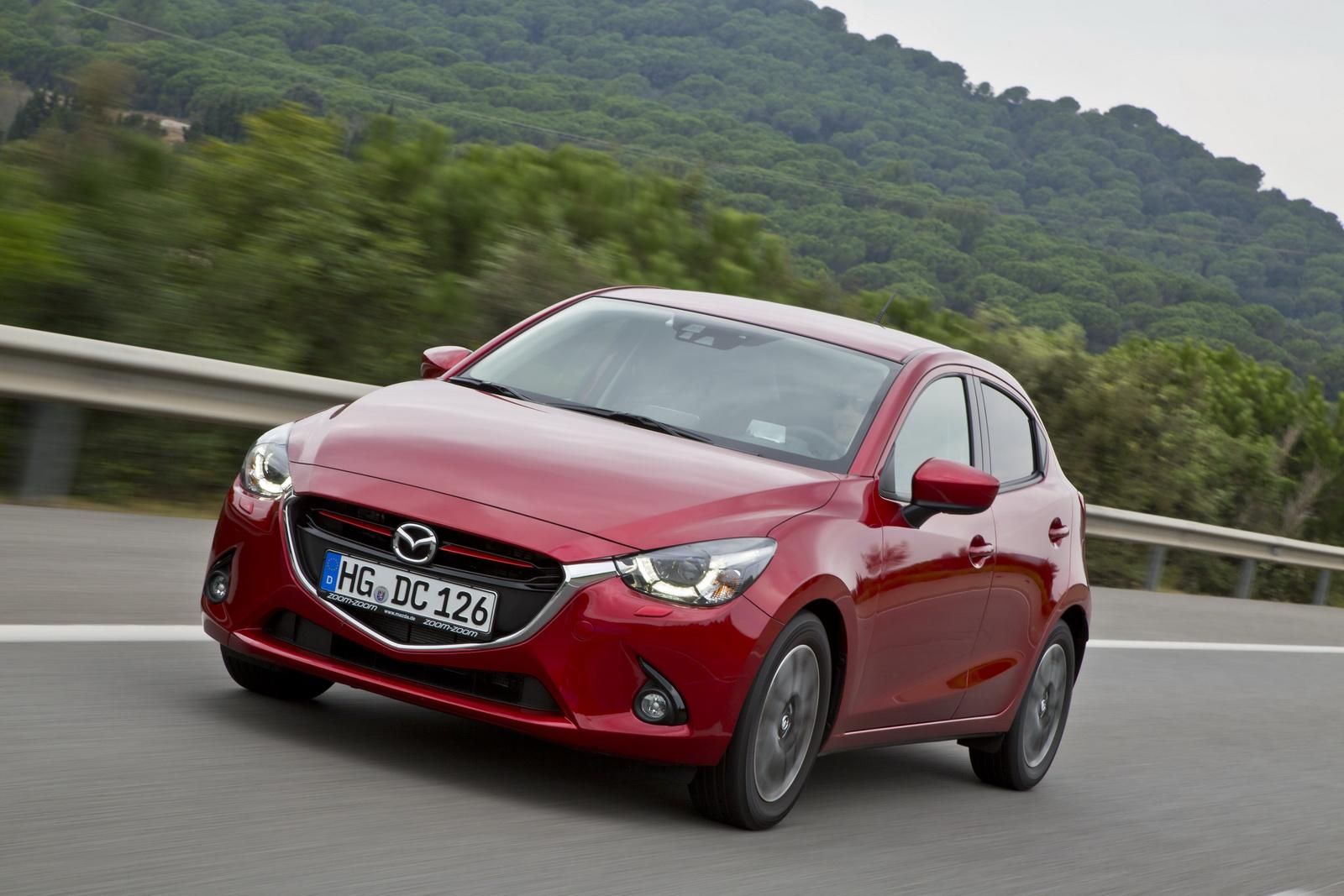 YEN MAZDA2 AVRUPA VERSYON DETAYLI RESM GALERS
