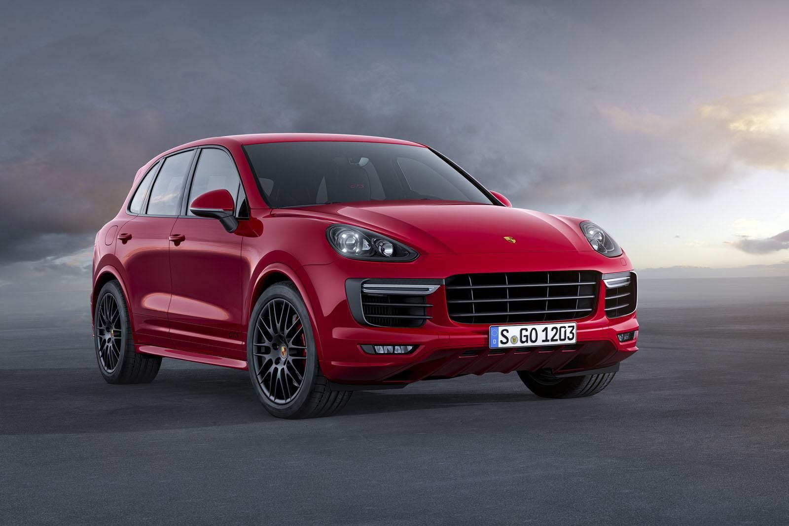 YEN 2015 PORSCHE CAYENNE VE CAYENNE GTS RESMLER