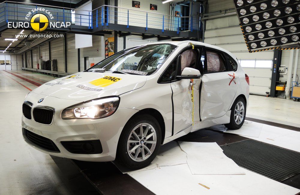 2015 BMW 2 Active Tourer EuroNCAP Gvenlik Resim Galerisi