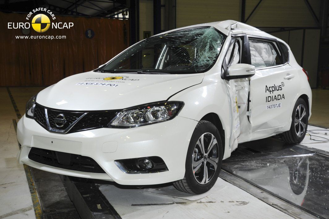 Yeni Nissan Pulsar Euroncap arpma Testi Resimleri