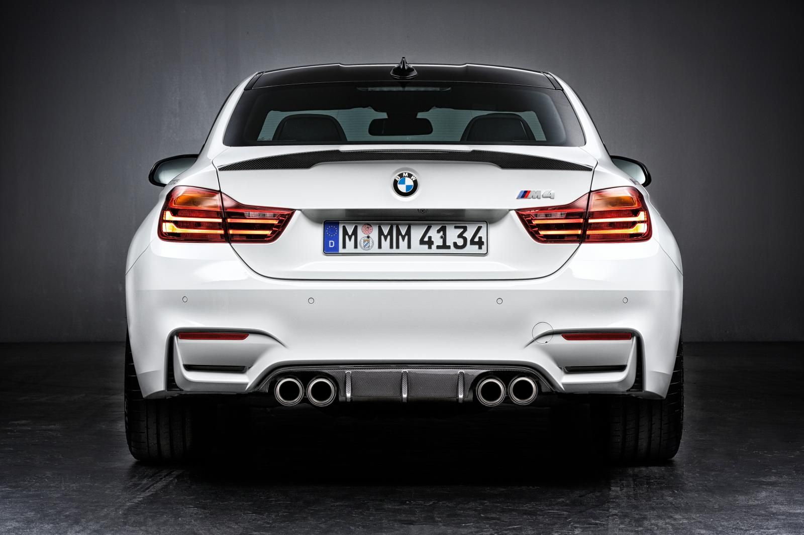 BMW 3 VE 4 SERS M PERFORMANS RESMLER