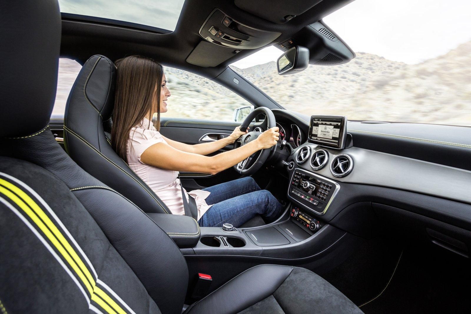 MERCEDES CLA GALER