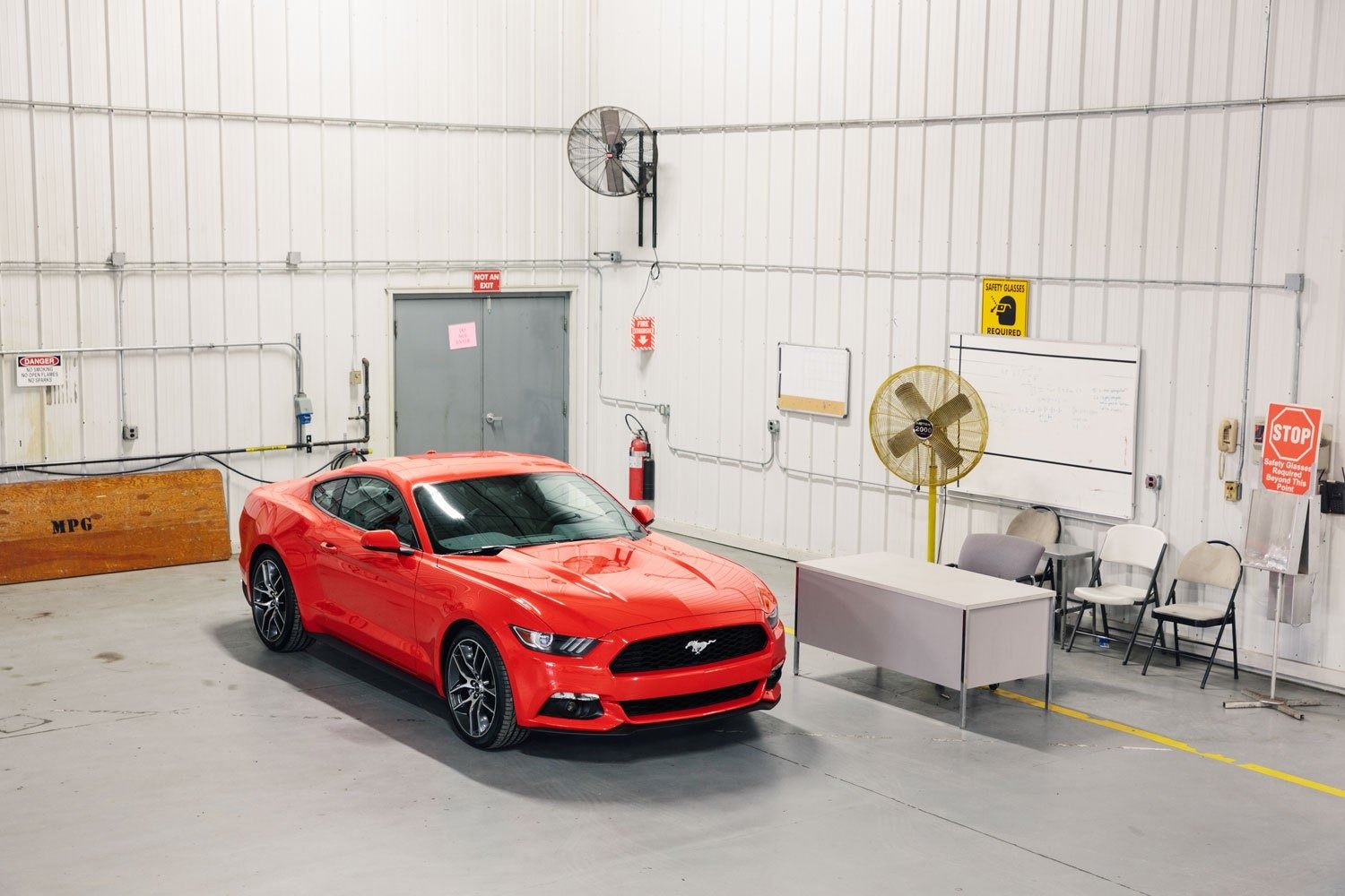YEN 2015 FORD MUSTANG RESM GALERS