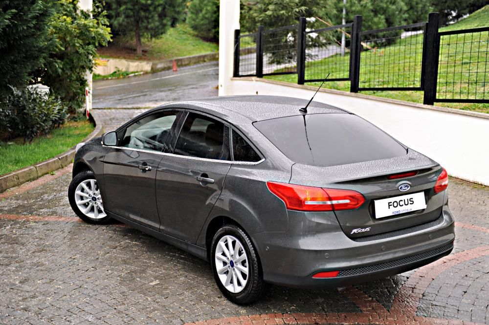 YEN FORD FOCUS TRKYE LANSMAN RESMLER