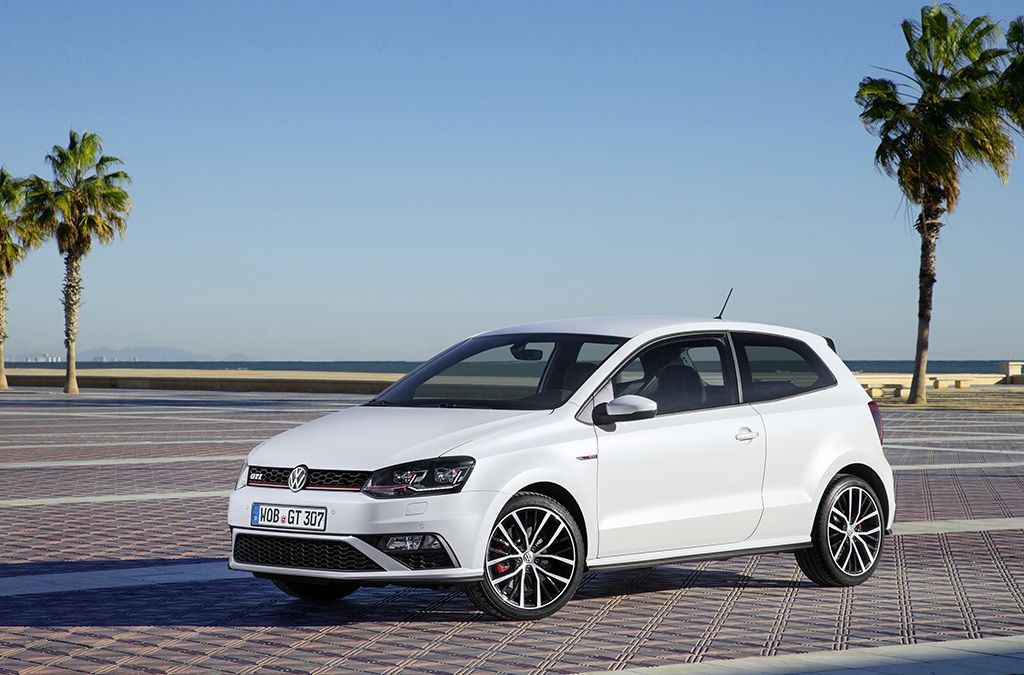 YEN� 2015 VOLKSWAGEN POLO GTI YOLLARDA RES�M GALER�S�