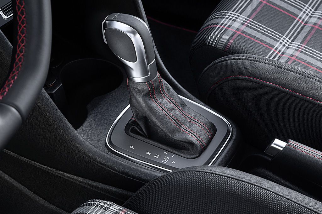 YEN� 2015 VOLKSWAGEN POLO GTI YOLLARDA RES�M GALER�S�