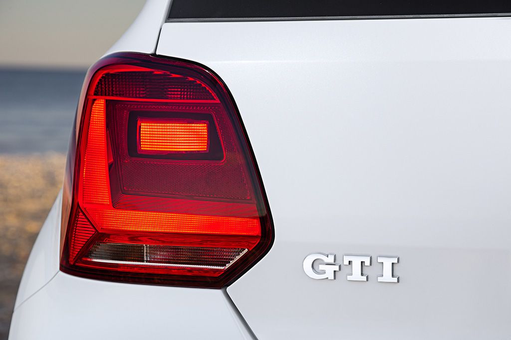 YEN� 2015 VOLKSWAGEN POLO GTI YOLLARDA RES�M GALER�S�