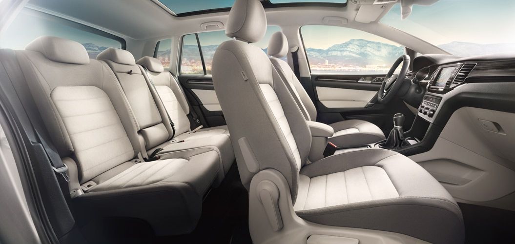 YEN VOLKSWAGEN GOLF SPORTSVAN ALMANYA'DA SATITA RESM GALERS