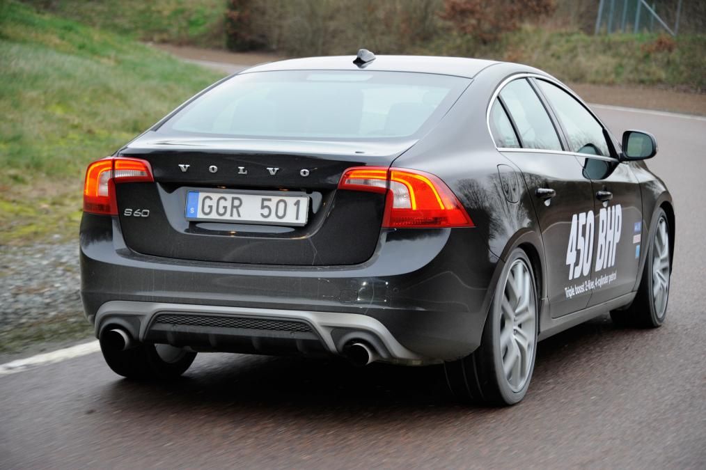 VOLVO S60 2.0 450 HP RES�M GALER�S�