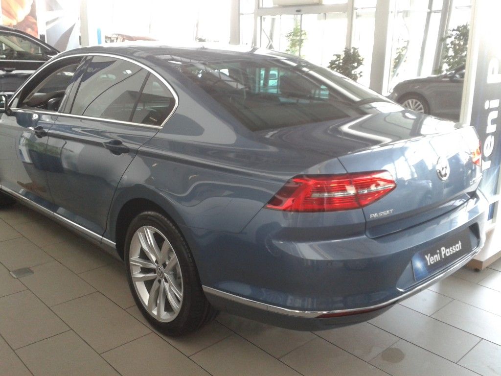 YEN� VOLKSWAGEN PASSAT BAY�LERDE RES�M GALER�S�