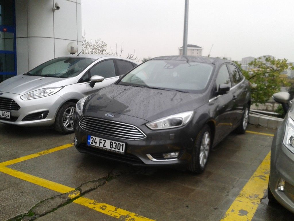 YEN� FORD FOCUS T�RK�YE'DE SATI�TA RES�M GALER�S�