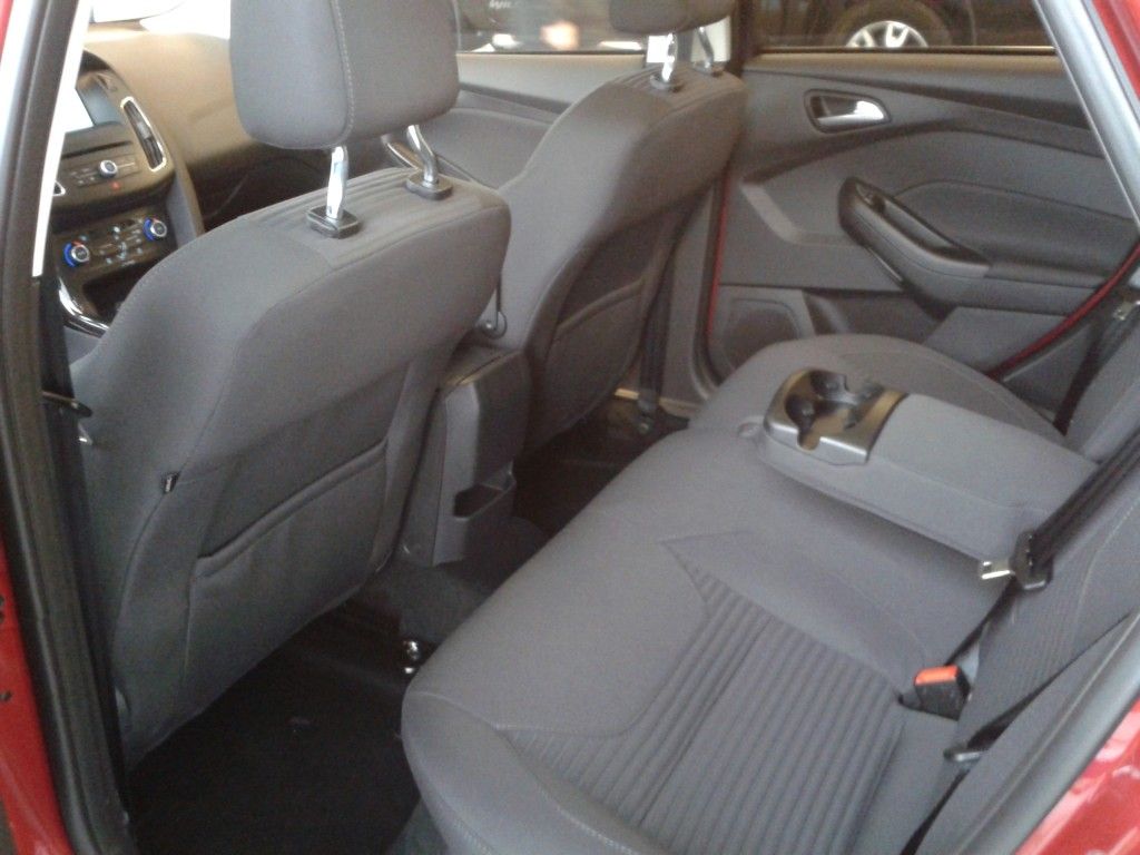 YEN� FORD FOCUS T�RK�YE'DE SATI�TA RES�M GALER�S�