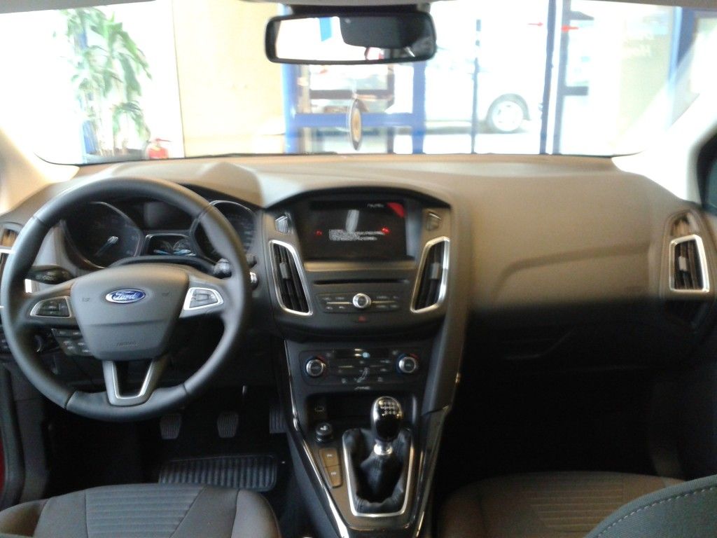YEN� FORD FOCUS T�RK�YE'DE SATI�TA RES�M GALER�S�