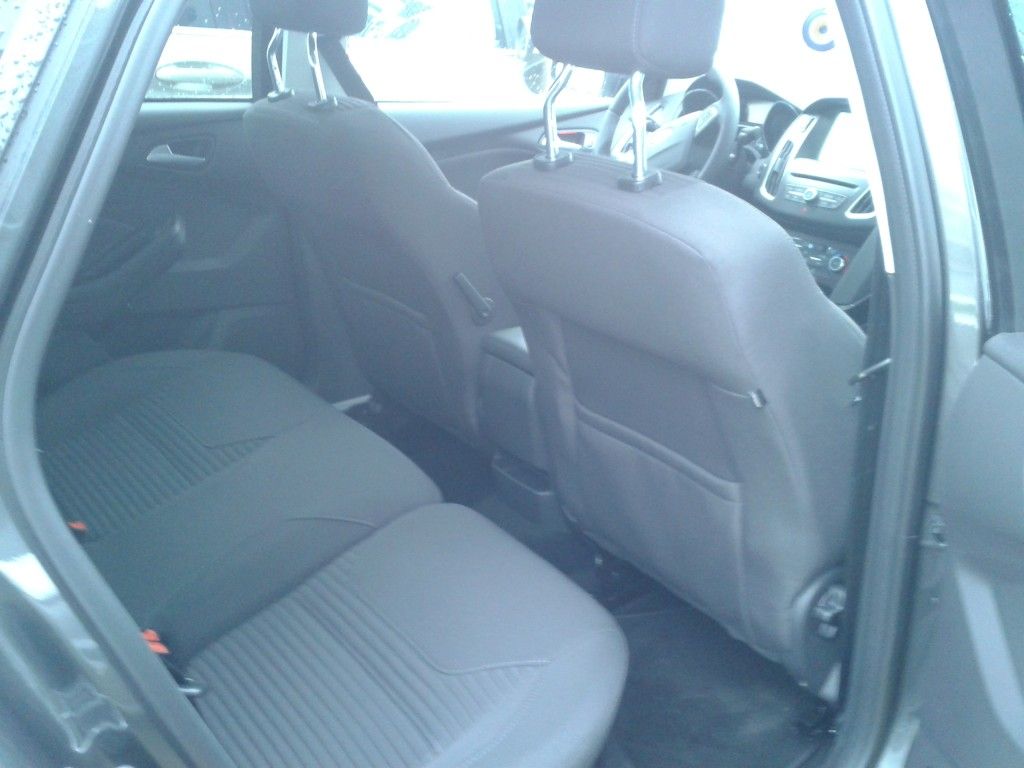 YEN� FORD FOCUS T�RK�YE'DE SATI�TA RES�M GALER�S�