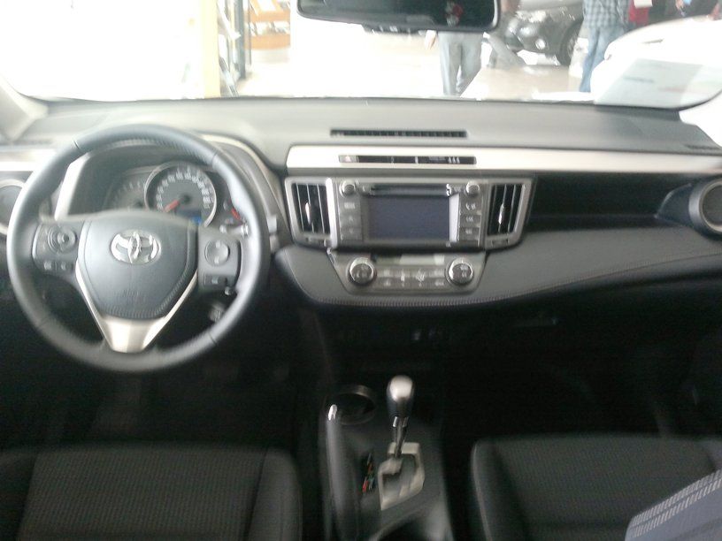 YEN 2013 TOYOTA RAV4 SATITA RESM GALERS
