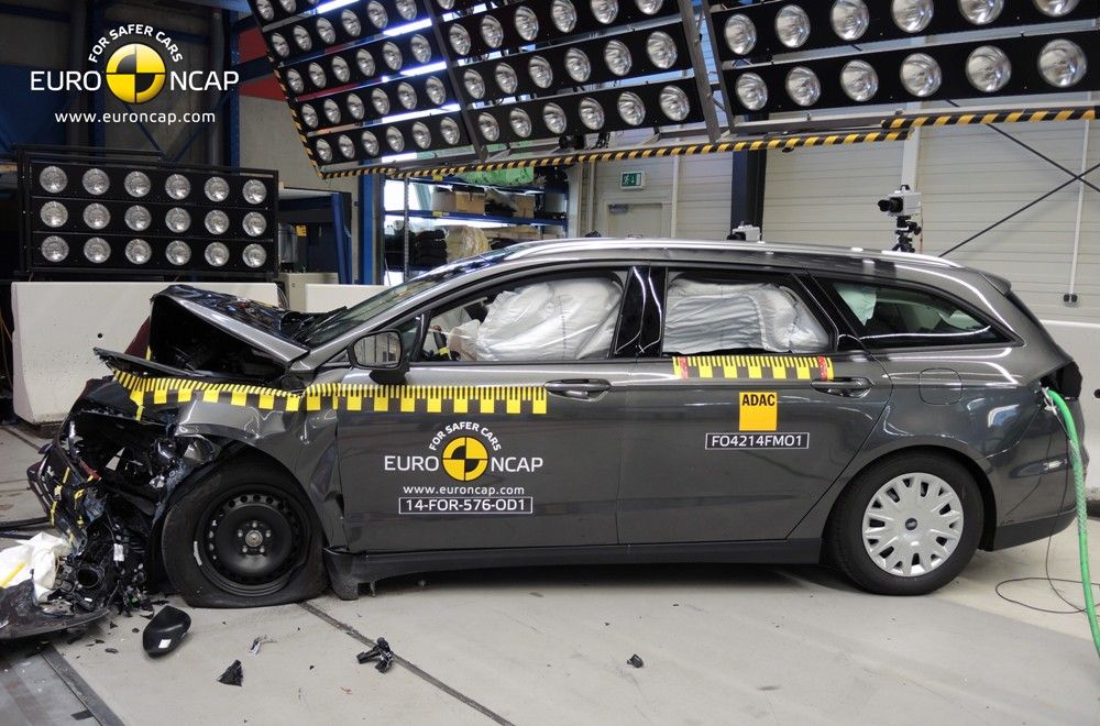 YEN 2015 FORD MONDEO EURONCAP ARPIMA TEST RESMLER