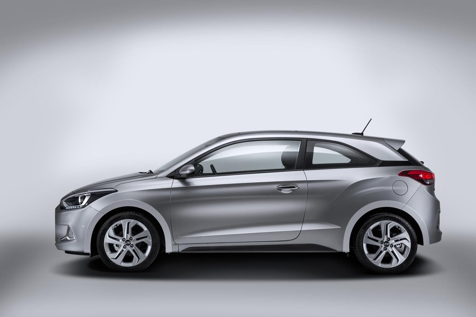 YEN� 2015 HYUNDA� �20 COUPE RES�M GALER�S�