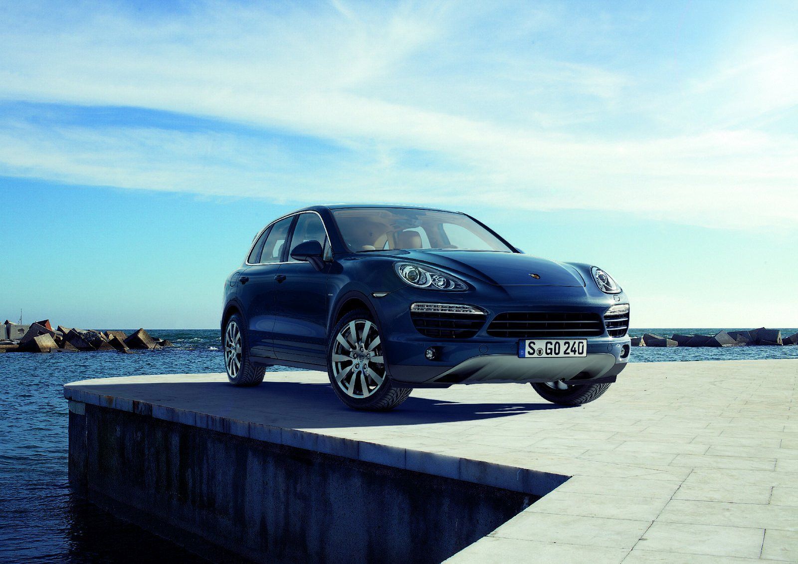 PORSCHE CAYENNE GALER