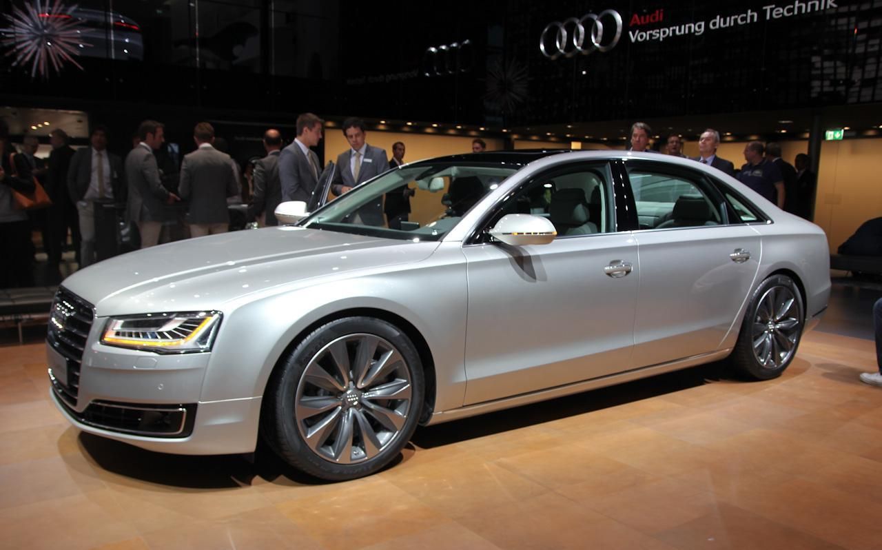 YEN AUD A8 L (UZUN VERSYON) FRANKFURT RESM GALERS