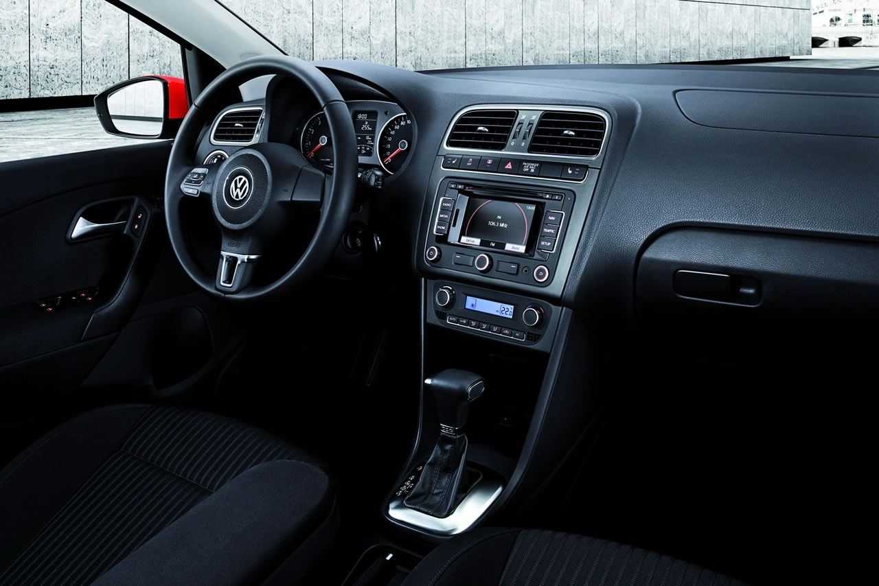 VOLKSWAGEN POLO GALER