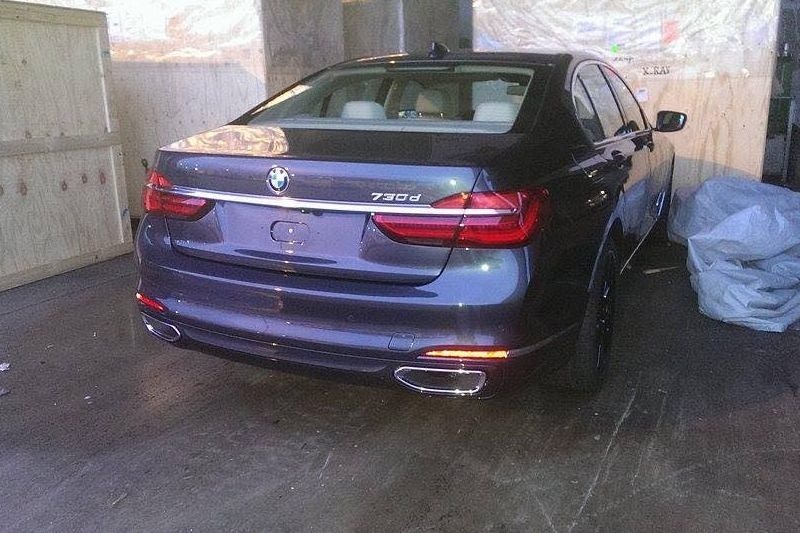 YEN 2016 BMW 7 SERS LK FOTORAFLAR