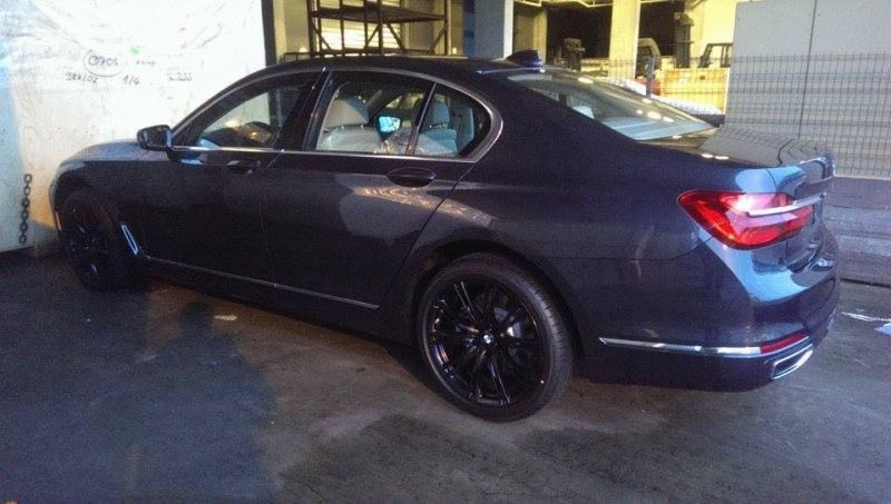 YEN 2016 BMW 7 SERS LK FOTORAFLAR