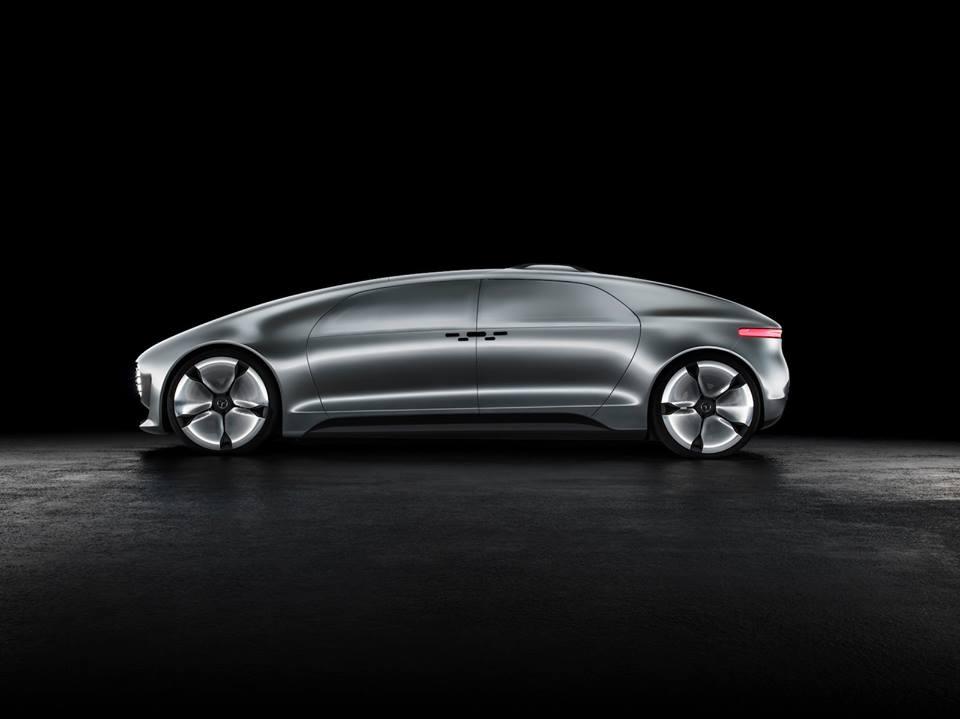 MERCEDES F 015 LUXURY IN Motion KONSEPT RESMLER