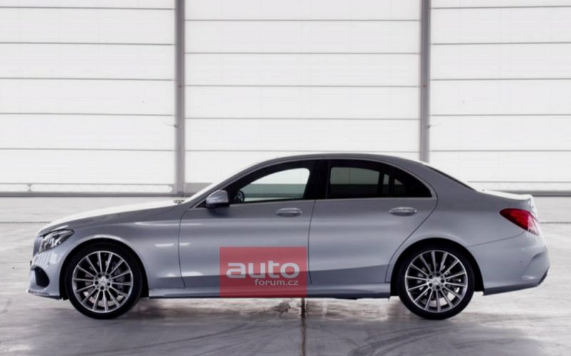 YEN MERCEDES C SERS LK DETAYLI RESM GALERS