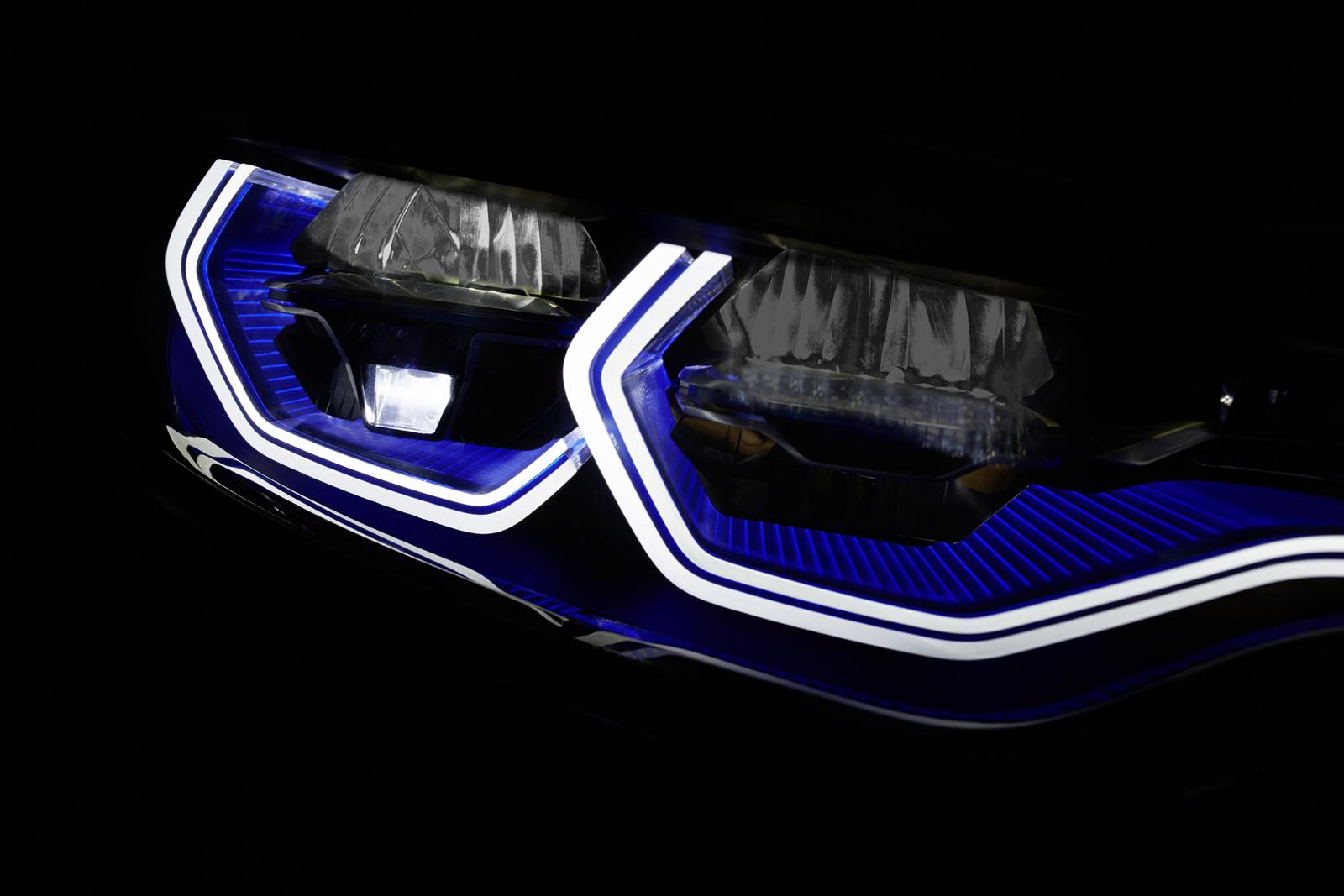 BMW M4 Concept Iconic Lights RESM GALERS