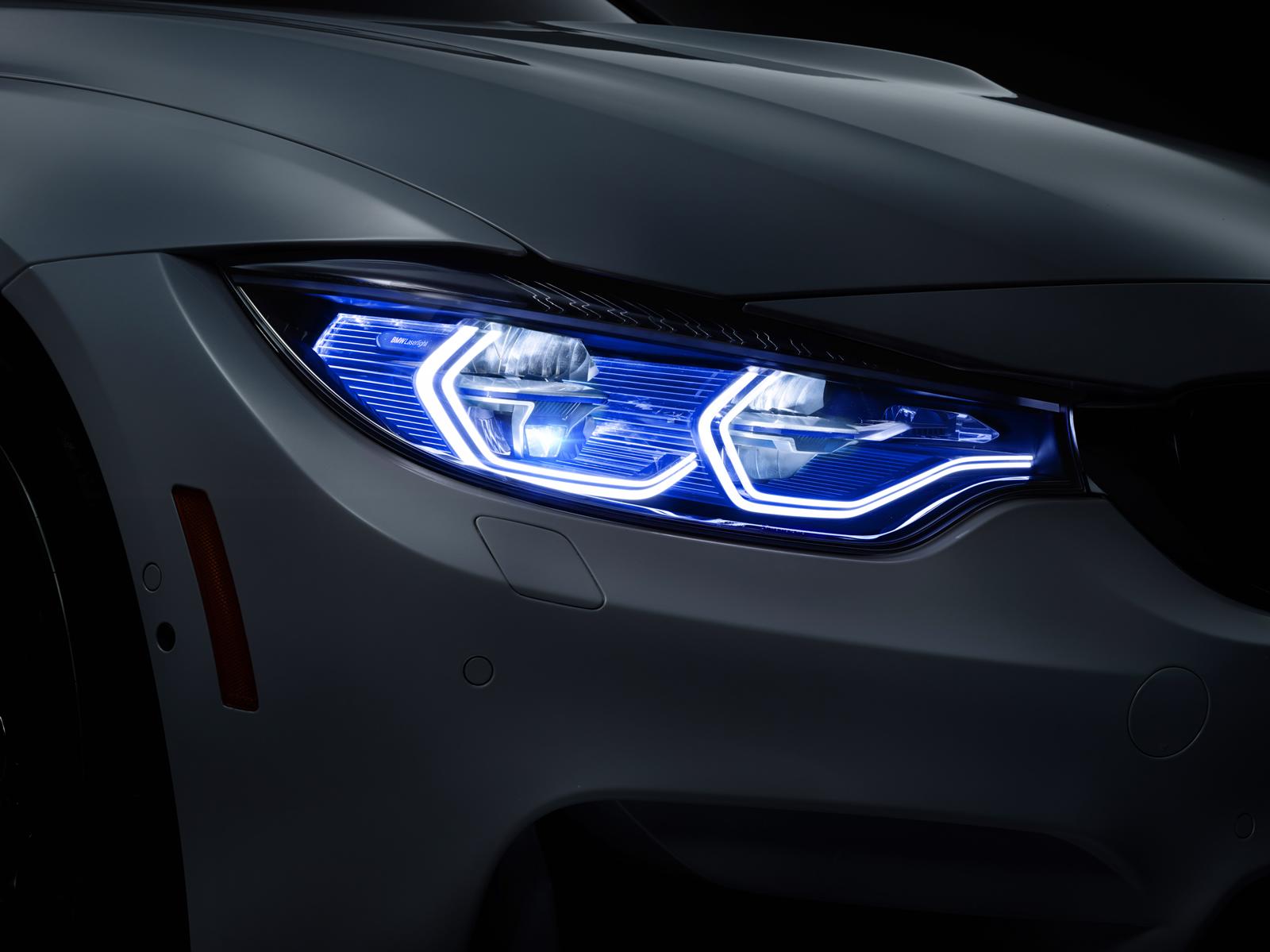 BMW M4 Concept Iconic Lights RES�M GALER�S�