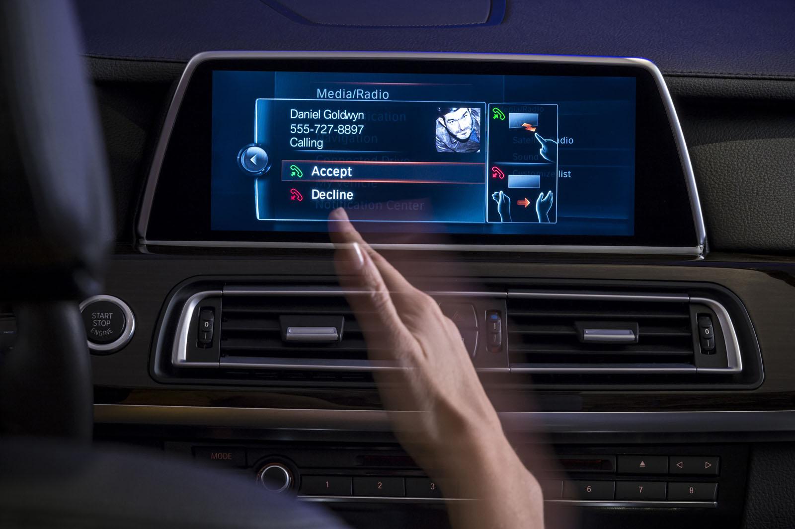 BMW'NN YEN iDrive & TouchCommand SSTEMLERNN RESMLER