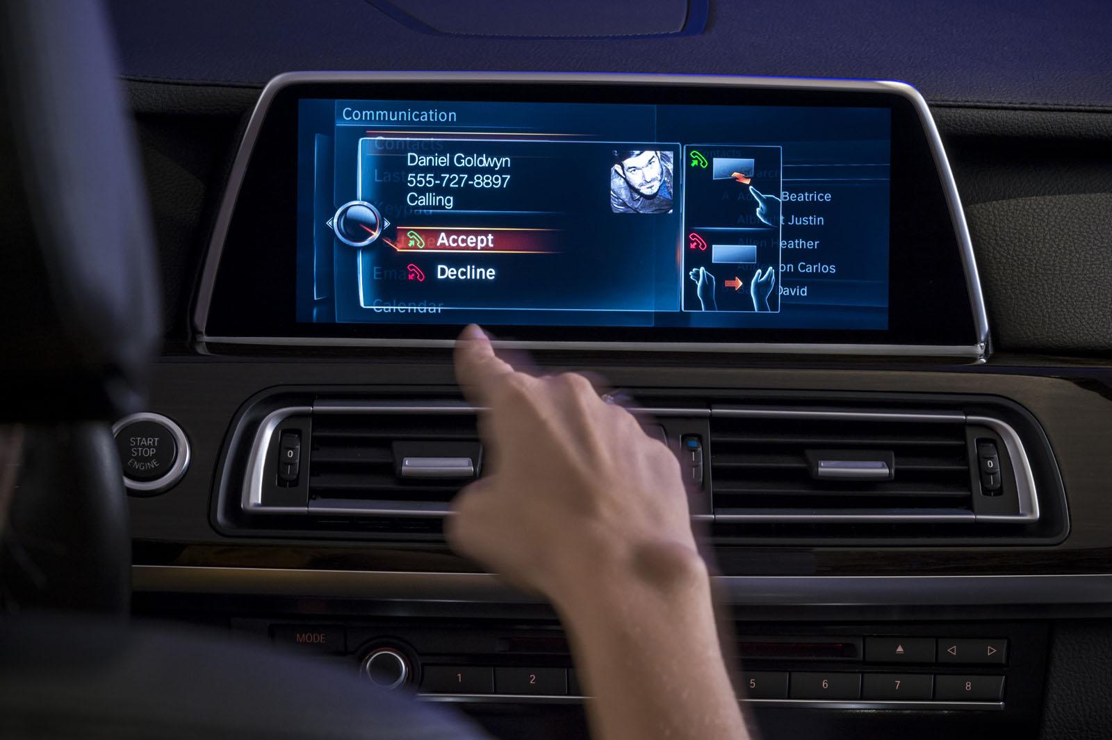 BMW'NN YEN iDrive & TouchCommand SSTEMLERNN RESMLER