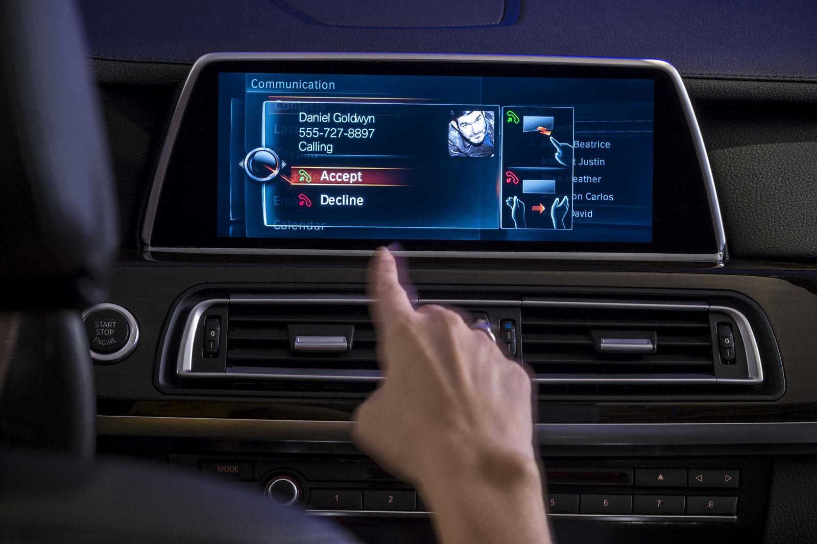 BMW'NN YEN iDrive & TouchCommand SSTEMLERNN RESMLER