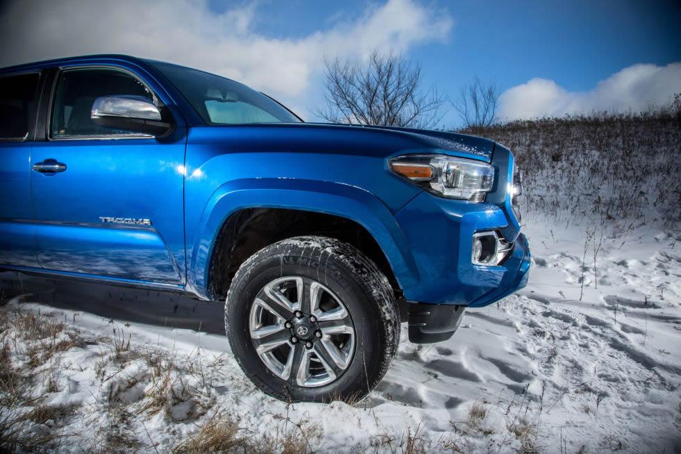 YEN 2016 TOYOTA TACOMA RESM GALERS