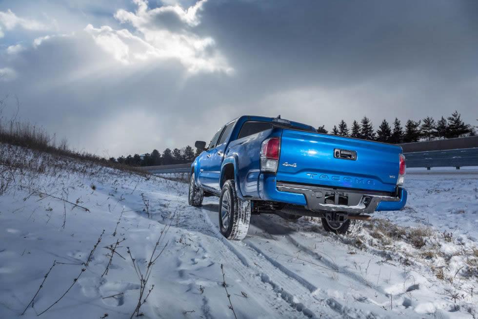 YEN 2016 TOYOTA TACOMA RESM GALERS