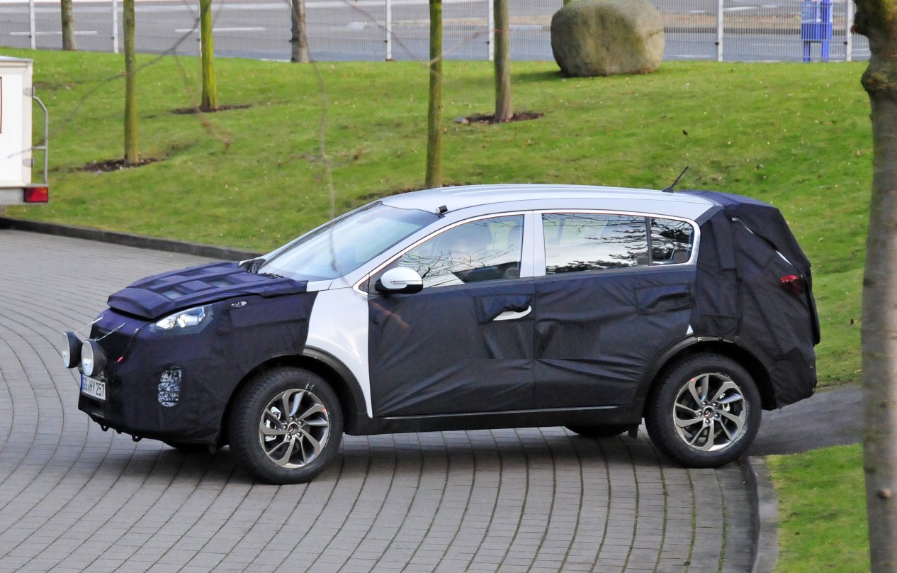 YEN 2016 KA SPORTAGE LK KAMUFAJLI RESM GALERS