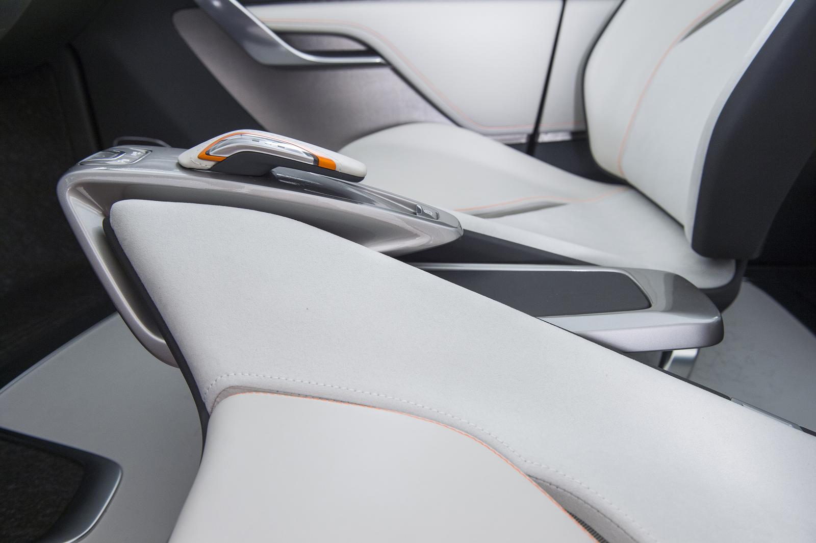 YEN CHEVROLET BOLT EV KONSEPT RESM GALERS
