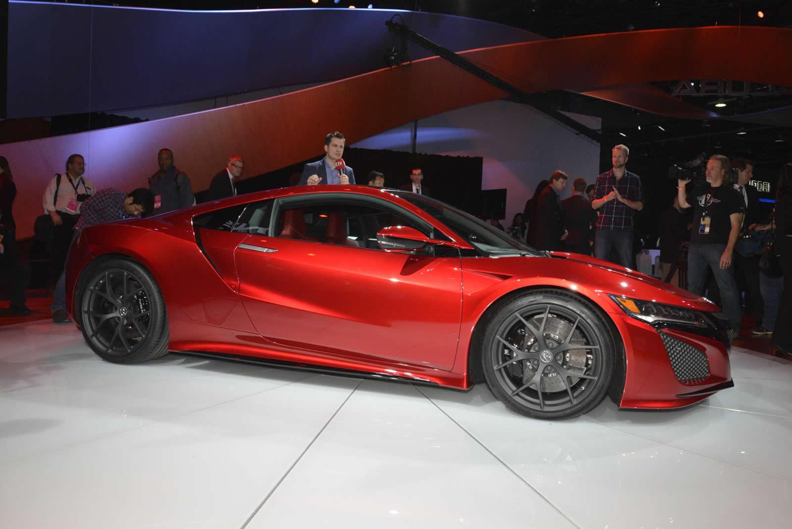 YEN 2015 ACURA NSX RESM GALERS