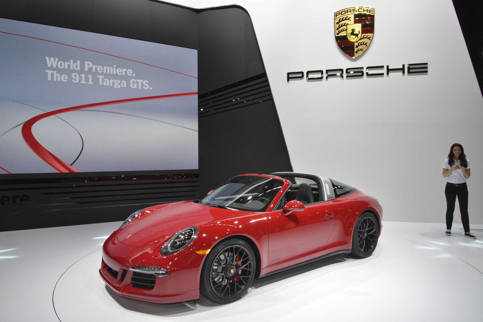 YEN 2015 PORSCHE 911 TARGA 4 GTS RESM GALERS