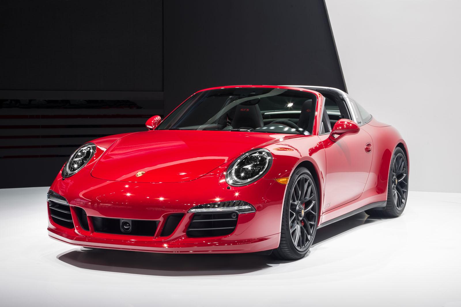 YEN 2015 PORSCHE 911 TARGA 4 GTS RESM GALERS