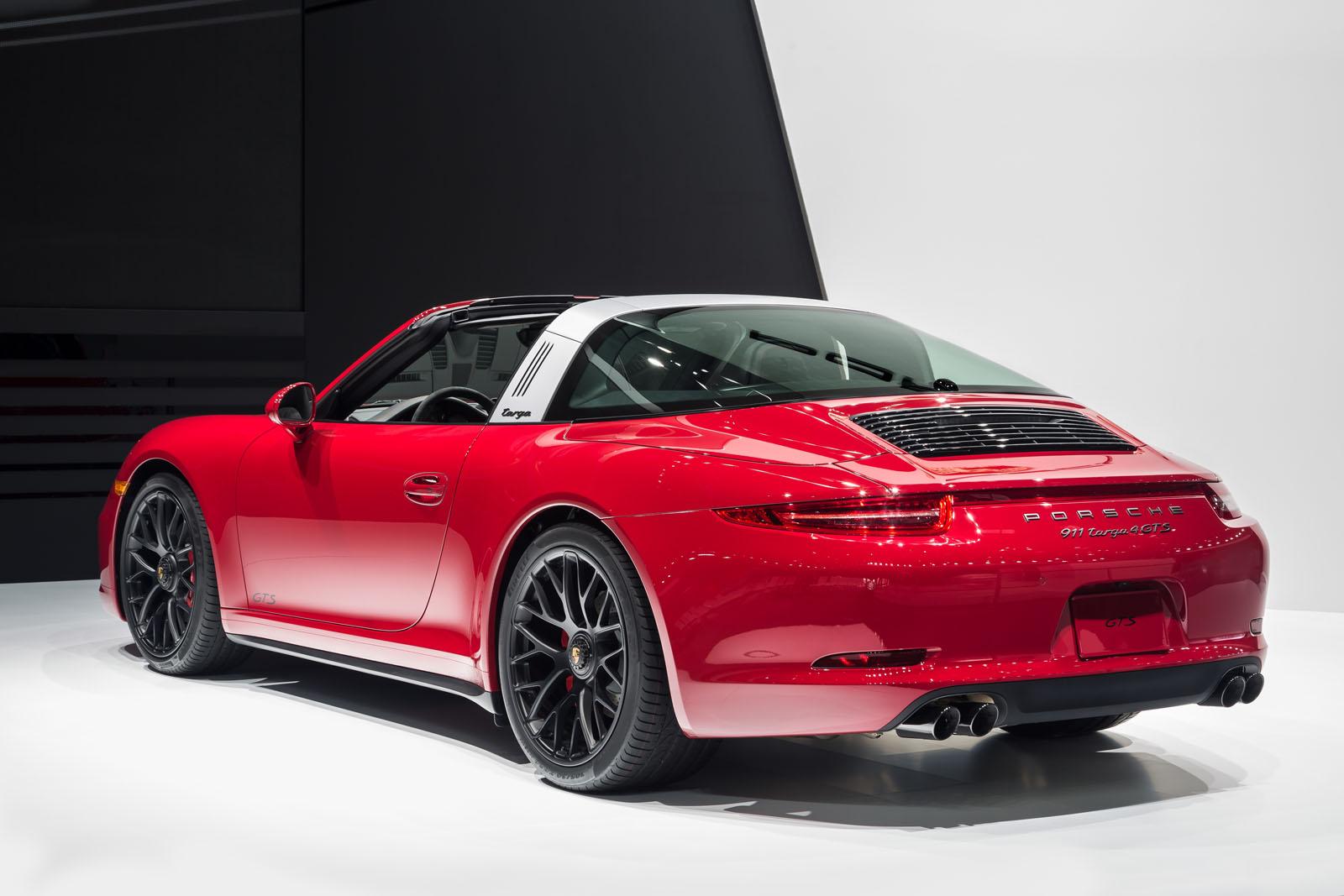 YEN 2015 PORSCHE 911 TARGA 4 GTS RESM GALERS