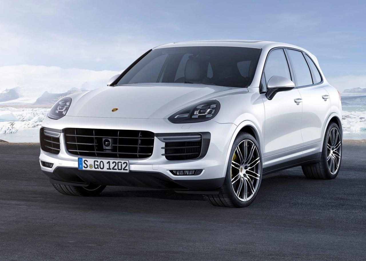YEN 2015 PORSCHE CAYENNE TURBO S RESM GALERS