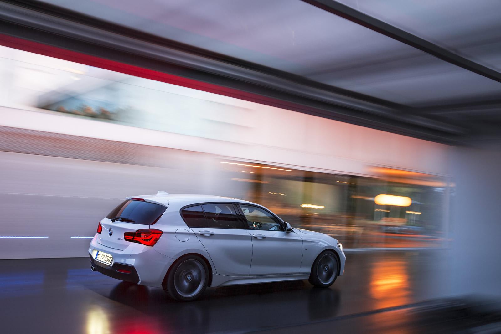 YEN 2015 MAKYAJLI BMW 1 SERS DETAYLI RESM GALERS