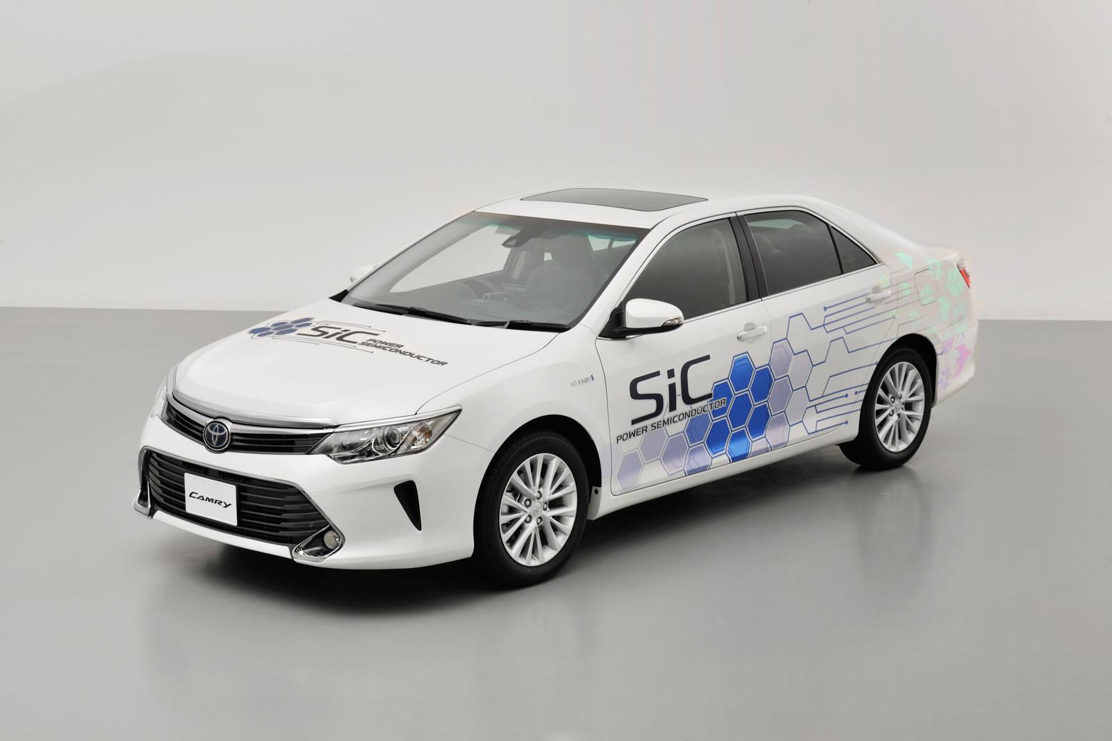 TOYOTA CAMRY HYBRID SIC PROTOTP RESM GALERS