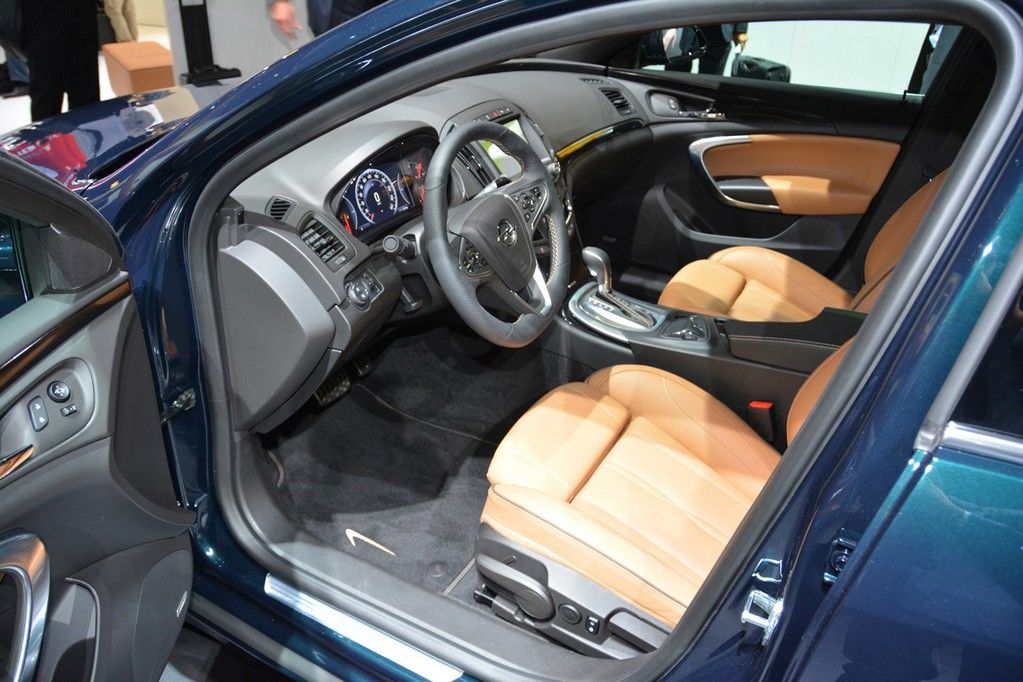 YEN� OPEL �NS�GN�A FRANKFURT LANSMAN RES�M GALER�S�