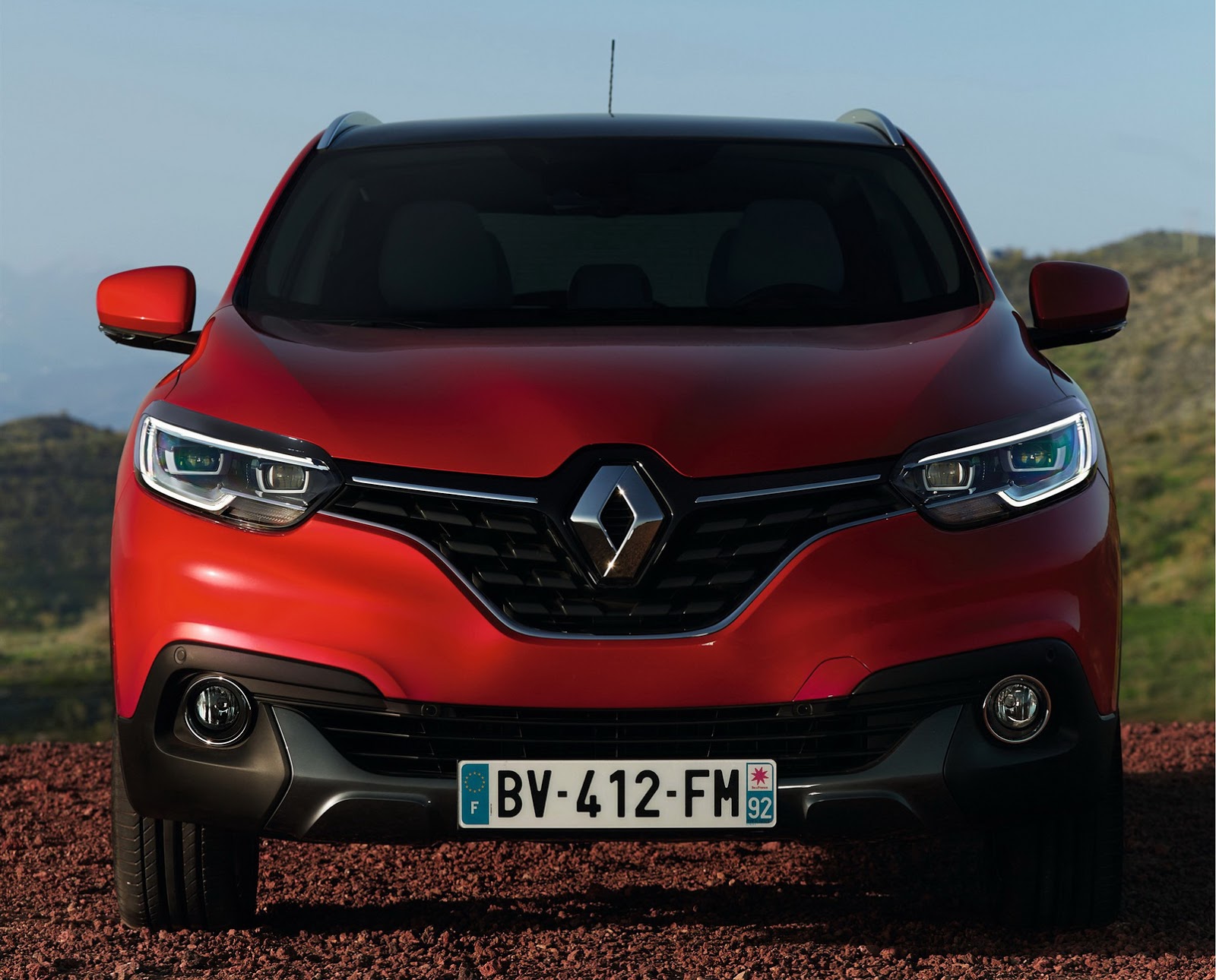 YEN� 2015 RENAULT KADJAR �LK RES�M GALER�S�